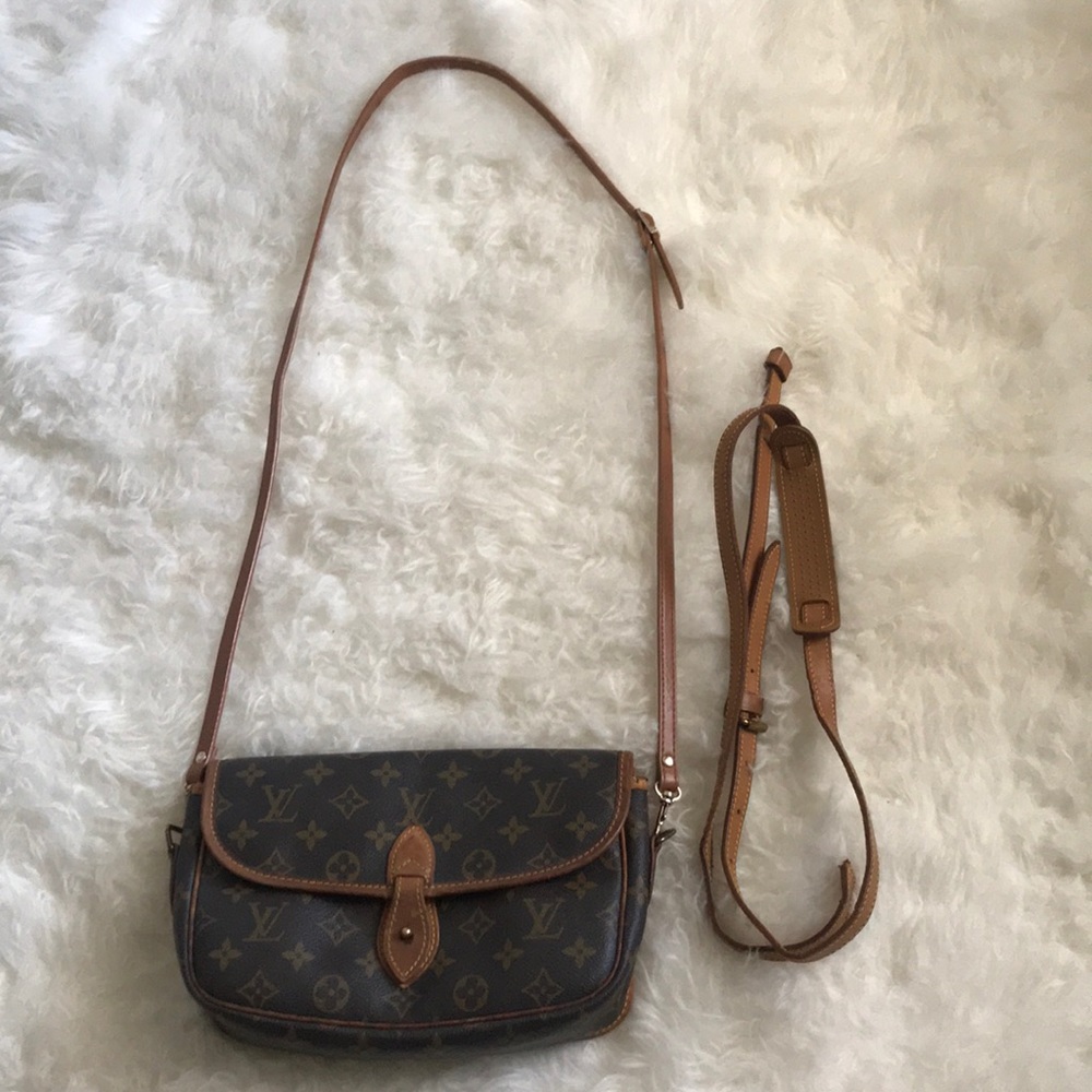 Louis Vuitton Crossbody